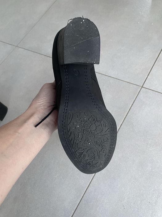 Botki- czarne, wiązane