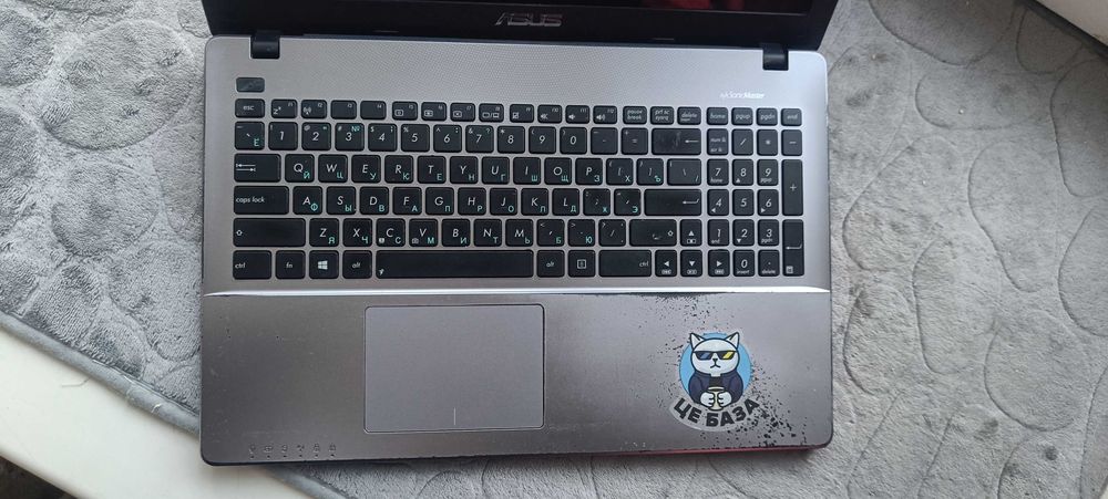 Ігровий Ноутбук Asus X550C P-2117U RAM 6Gb SSD 240Gb GeForce 720M 2Gb