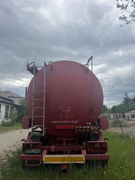 Zbiornik naczepa , towary sypkie