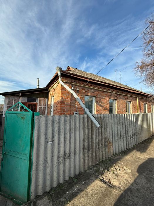 Продаж  будинку у Дергачах