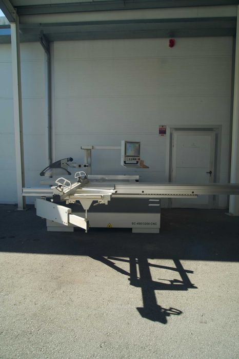 Esquadrejadora Comeva SC-400/3200CNC