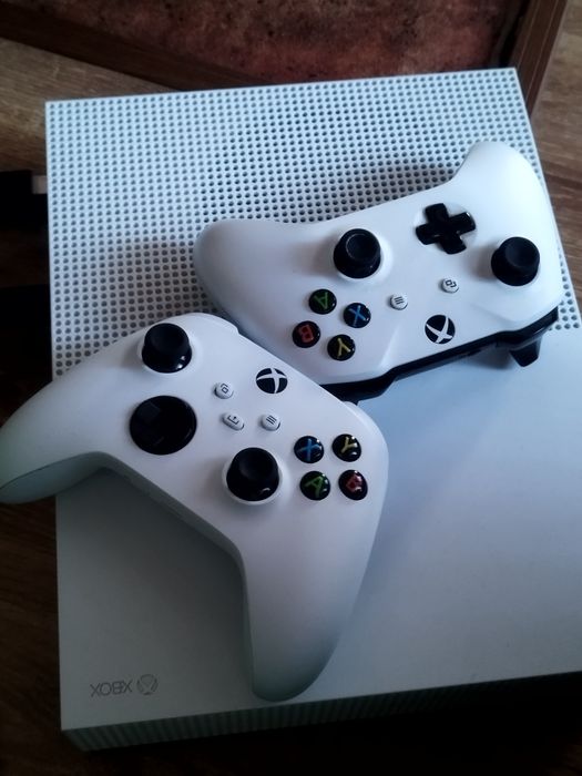 Xbox one S 1T отb All Digital edition
