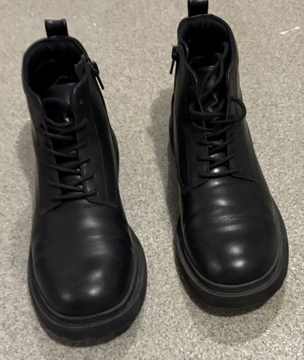 Buty z eko-skóry Zara nr 39