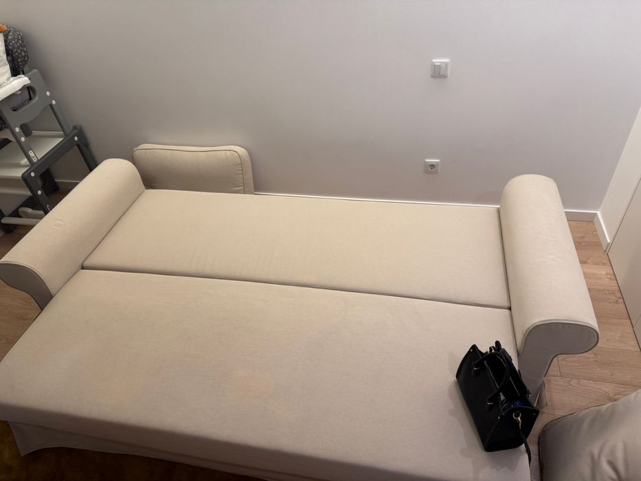 Sofá cama 3 lugares com arrumacão