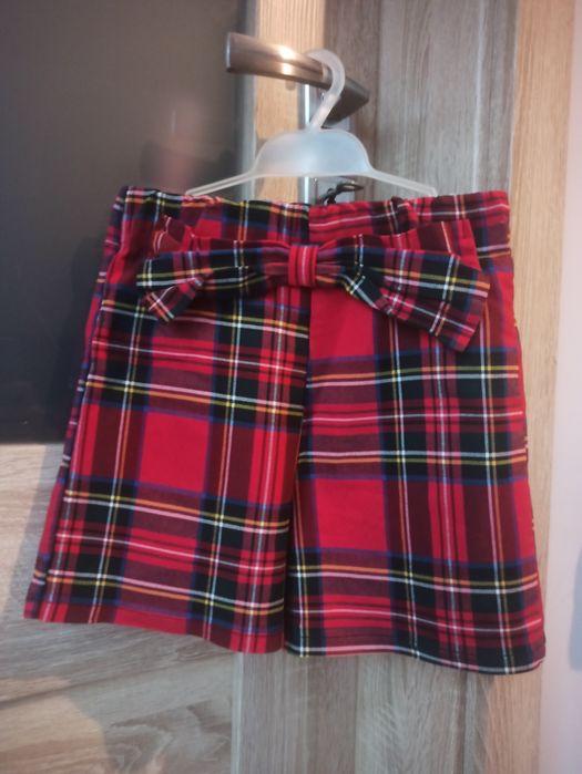 Spodenki w kratę 134/140