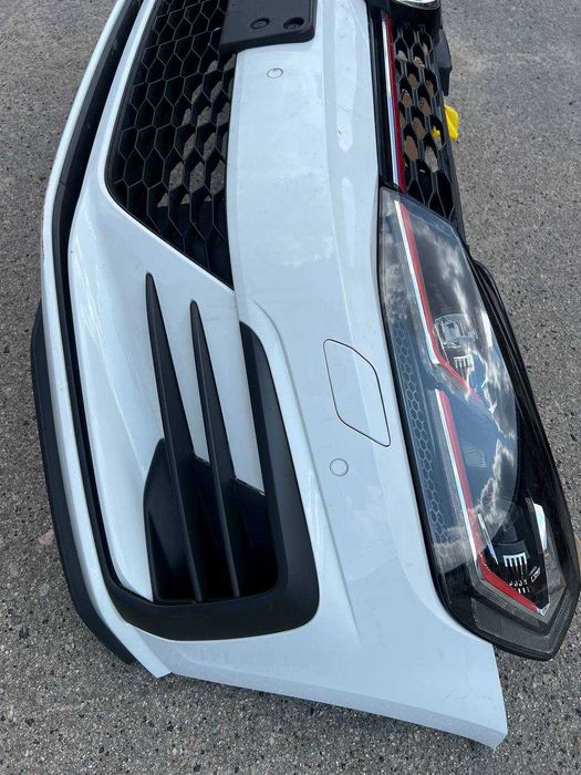 Бампер Golf GTI Решітка Гольф 7.5 Радар Фари Фара  Фонарі VW Фары ГТИ