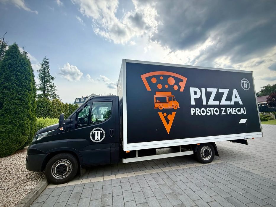 Iveco Daily  IVECO DAILY 3.0 150KM  Auto food truck Pizza Auto, Auto Sklep. CESJA