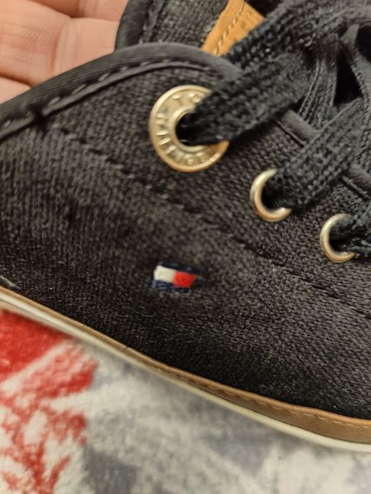 . Tommi Hilfiger кеды