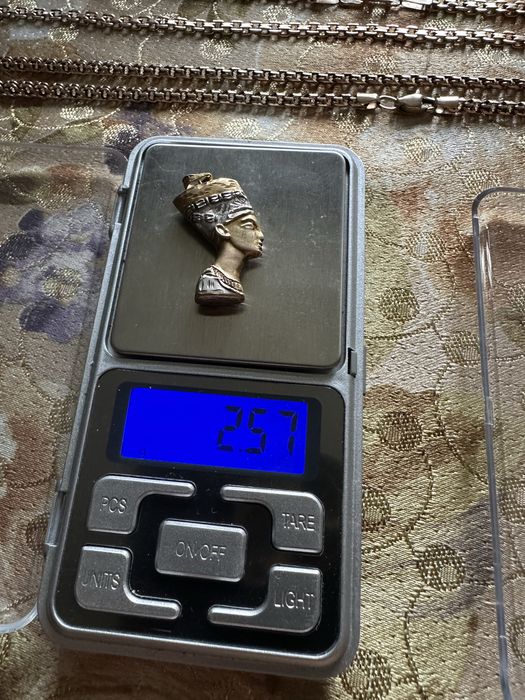 Продам цепь и цепочки кулоны из золота 585 пробы