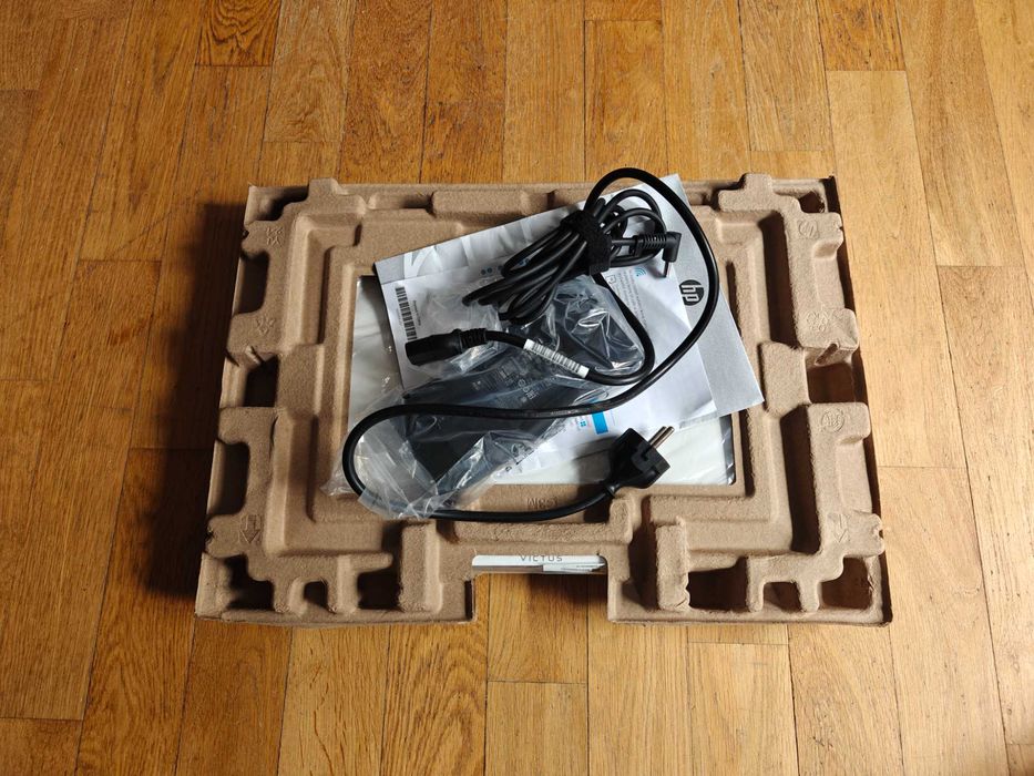 Laptop HP Victus 16 I7 16GB RTX3050Ti