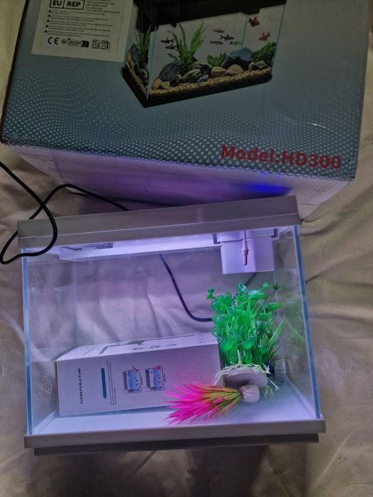 aquário de vidro HD Vehipa.