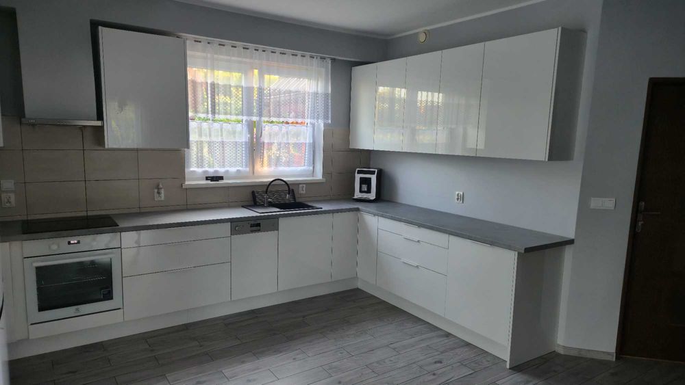 Składanie Montaż Skręcanie Mebli Kuchennych Systemowych Hotelowych