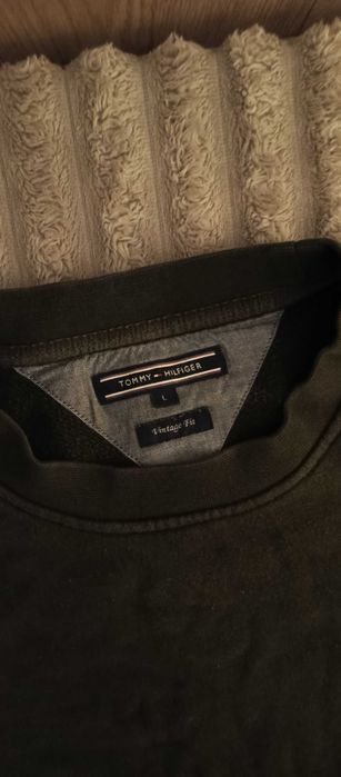 Vintage Tommy Hilfiger Green Pullover Sweatshirt