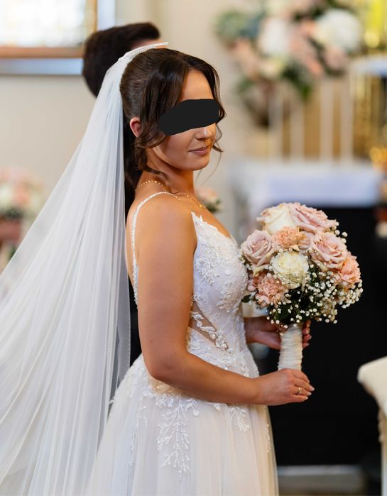 Suknia ślubna rozmiar 34/36 z długim welonem