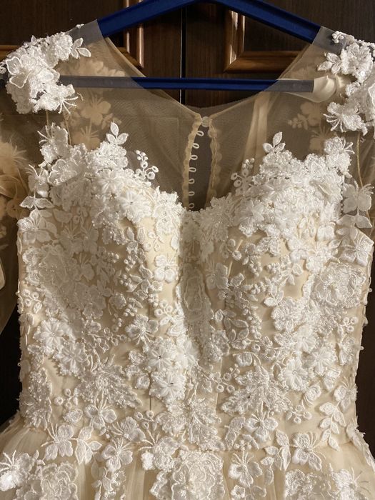 Весільна сукня для нареченоі