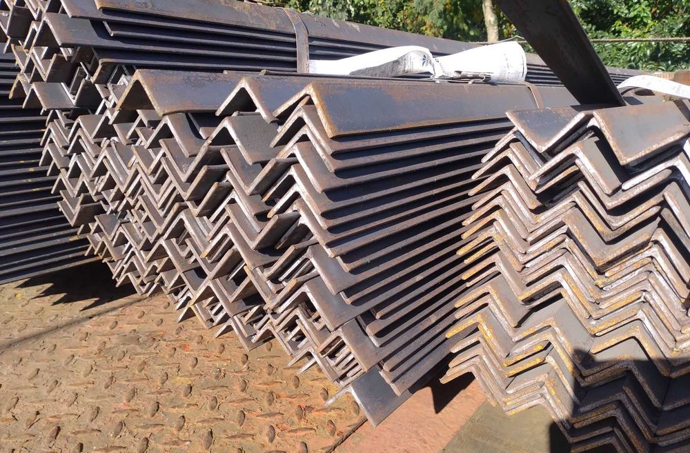 Blacha stalowa G/W 4 x1265x2500 RURY PROFILE WYROBY HUTNICZE