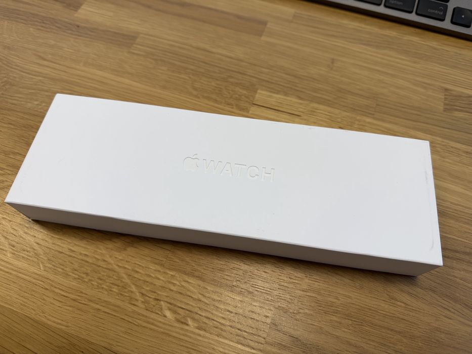 Apple Watch 11 42mm złoty gold koperta z tytanu, nowy nieodpakowany