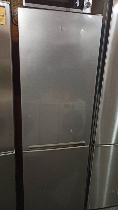 Холодильник з Німеччини  Beko модель vg675.