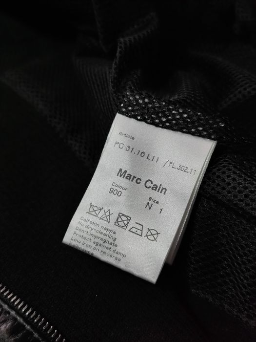 Легка шкіряна куртка Marc Cain
оригінал