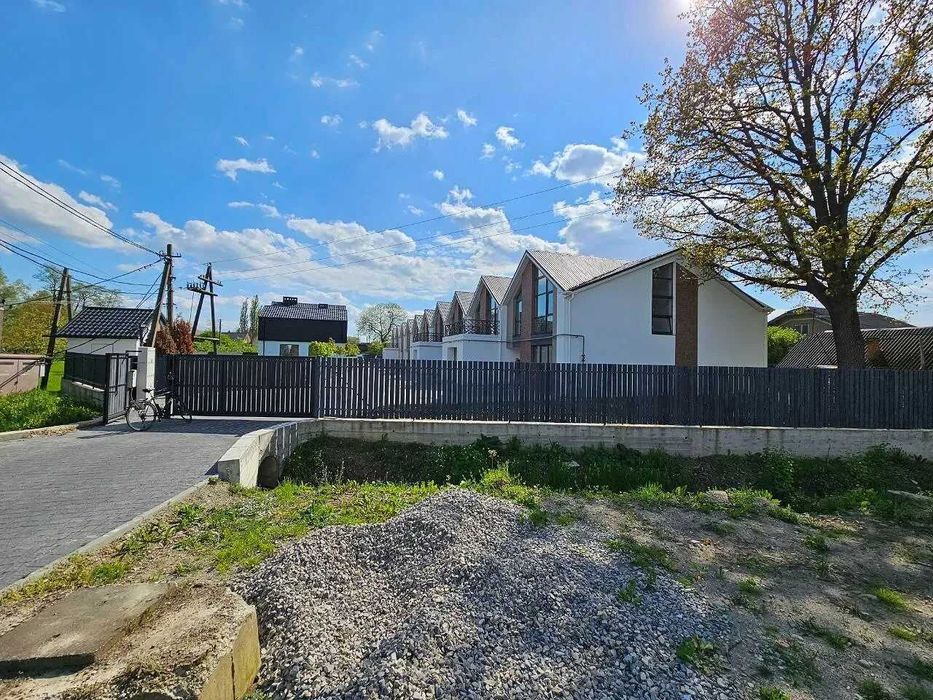 Зданий таунхаус (будинок), з газом! Всього 679$ за м2