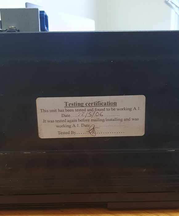 Leitor de 6 cd's Clarion para Peugeot / Citroen