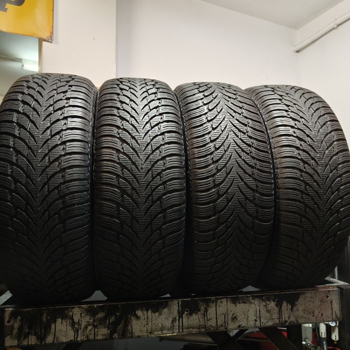 235/55/19 XL Sprzedam komplet opon zimowych Nokian