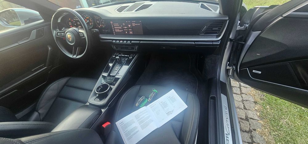 Porsche Carrera 4 911 (992) com IVA descriminado