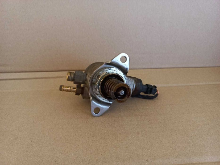 Топливний насос висогого давления 1.2/1.4 TSI CBZ CAX Skoda Volkswagen
