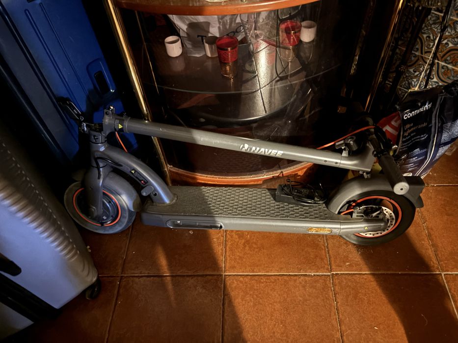 Trotinete eletrica bastante rapida