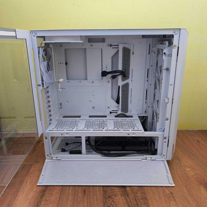 Корпус Lian Li LANCOOL III RGB + доп. вентилятор + комплект пылевых фильтров