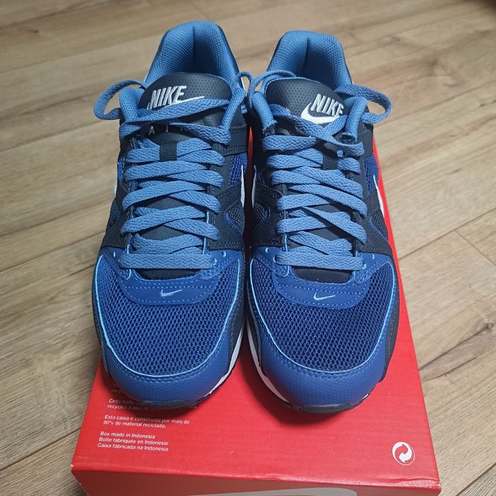 Nike air max command 629993-410