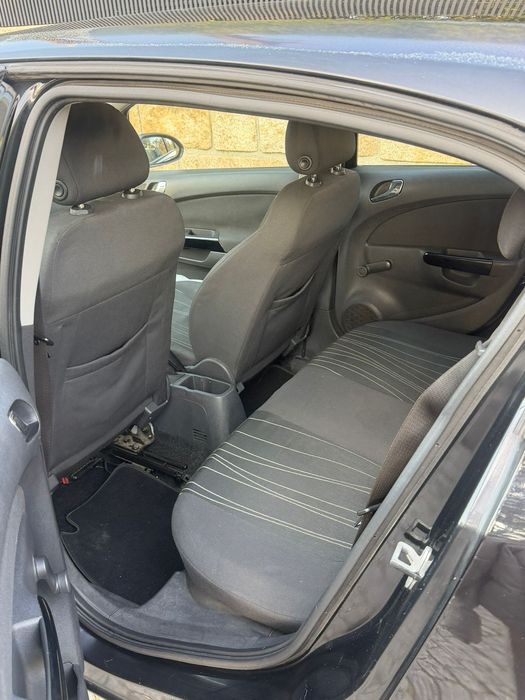 Opel corsa veículo