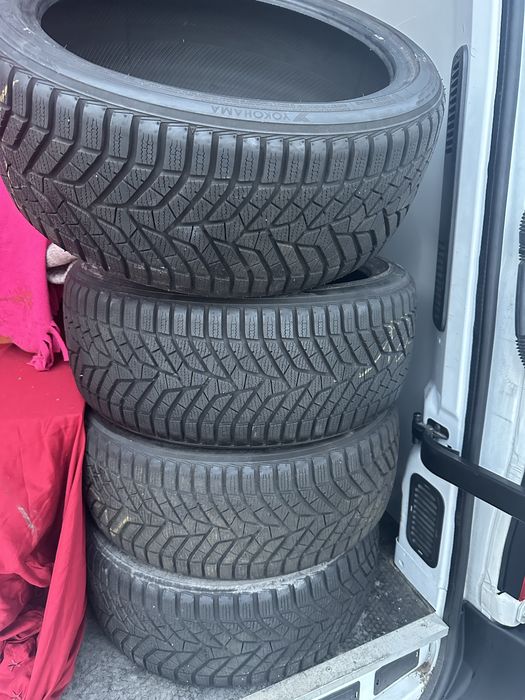 215/40/18 yokohama blue earth v 905 opony