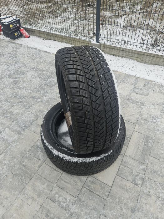 Opony  Vredestein zimowe 275/45 r.20 stan bdb 2024r.