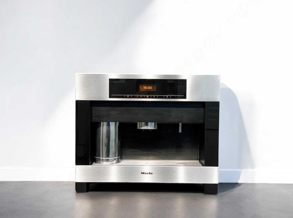 Кавомашина Miele / Миле CVA 5060 / вбуд. сенсор, резервуар