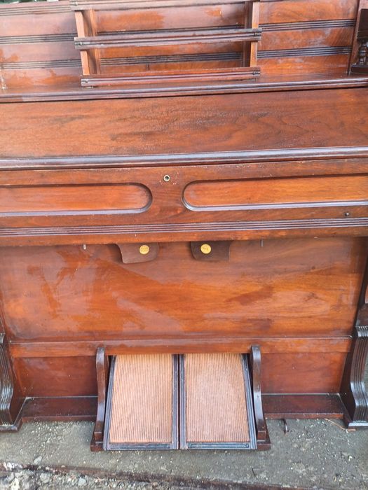 Organy fisharmonia antyk Ibach Berlin Barmen