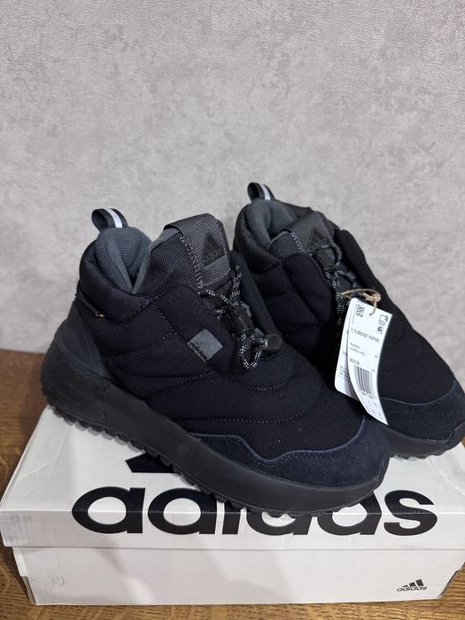 Кросівки adidas весна  -осінь 36