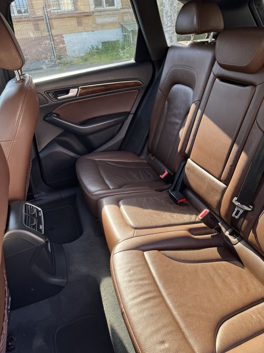 Продаю свою Audi q5  в повній комплектації