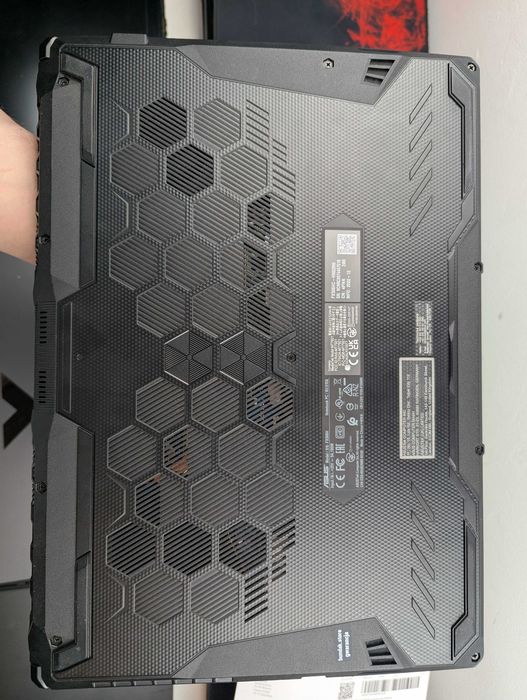 LAPTOP GAMINGOWY Asus TUF F15 RTX 3050 i5-11400H 144 hz
