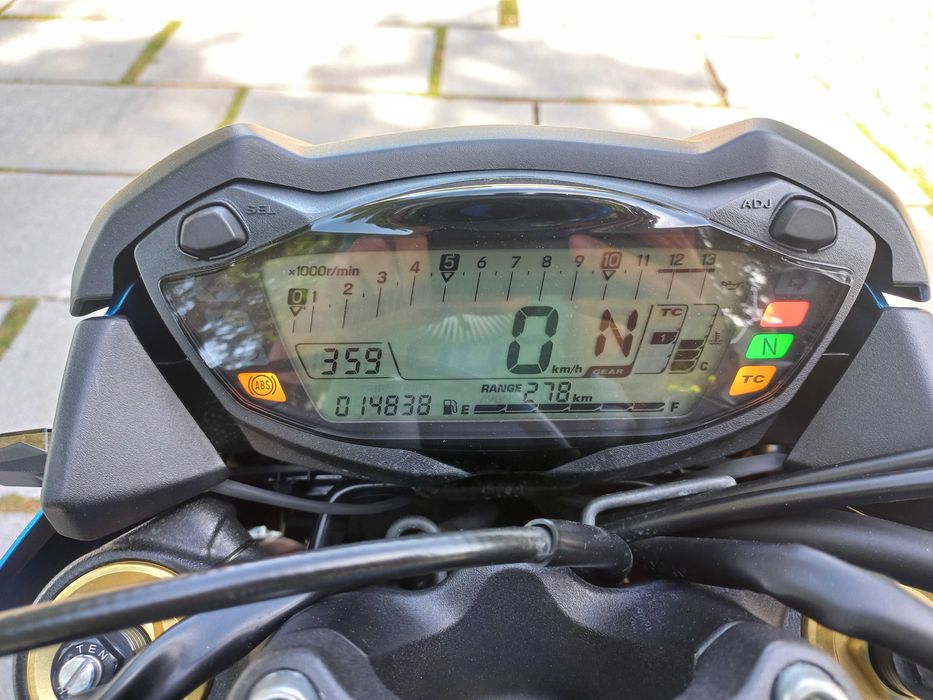 Suzuki GSX S 1000