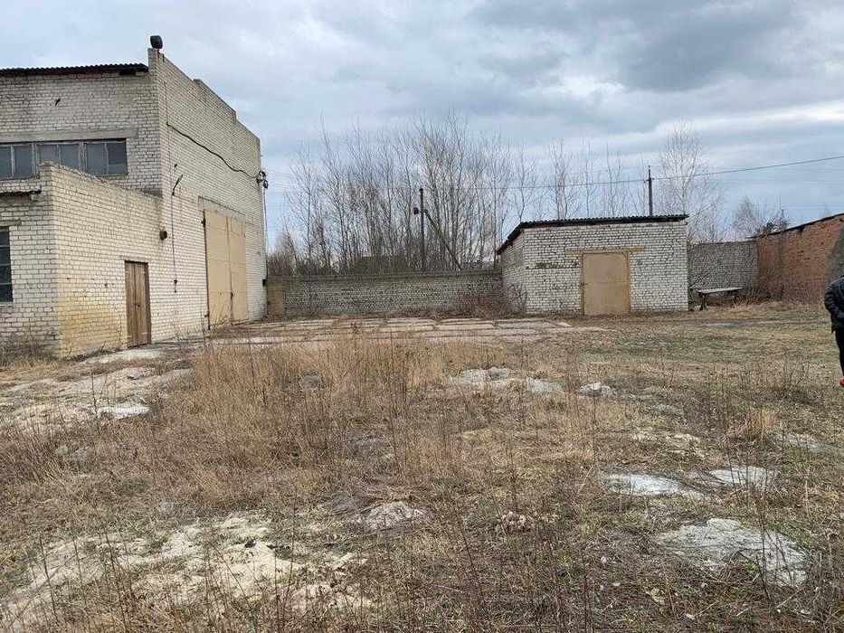 Продаж виробничо-складської комерційної бази в с.Звірів Луцького р-ну