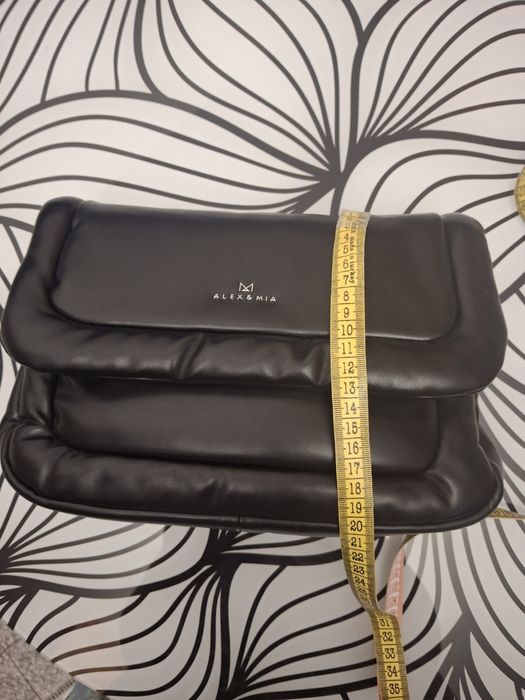 Сумка чорна сумочка