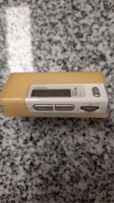 MP3 player Creative Muvo N200 - 256MB Branco