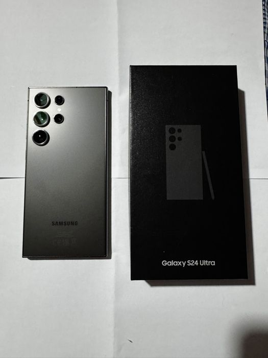 Samsung galaxy s24 ultra 256gb 12GB RAM titanium black  + acessórios