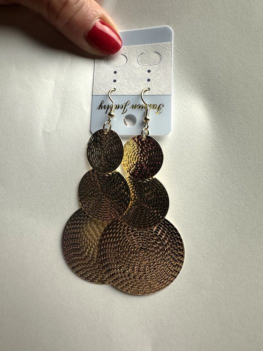 Kolczyki w kolorze złotym