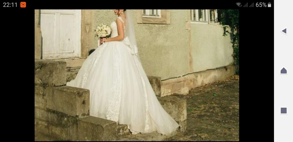 Весільне плаття сукня.