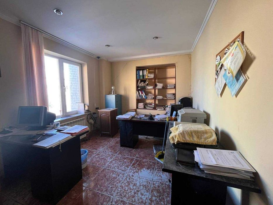 Продаж виробництва ковбасних виробів. 800м2, 7 соток + обладнання