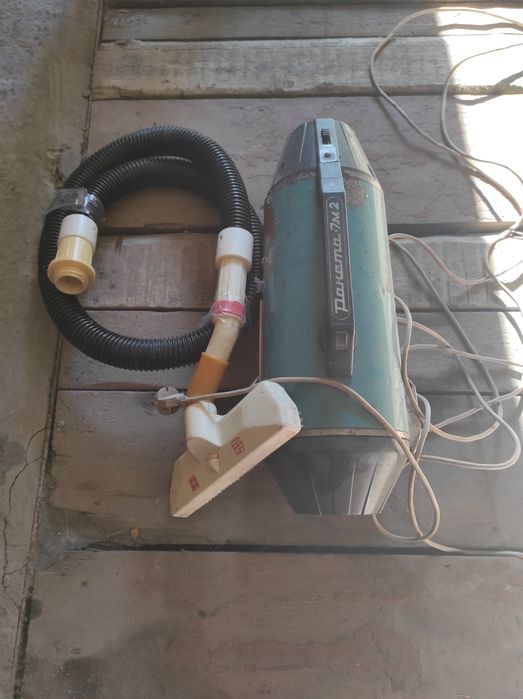 Продам пылесос ракета