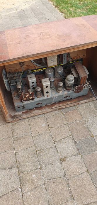 Zabytkowe radio "Stolica"