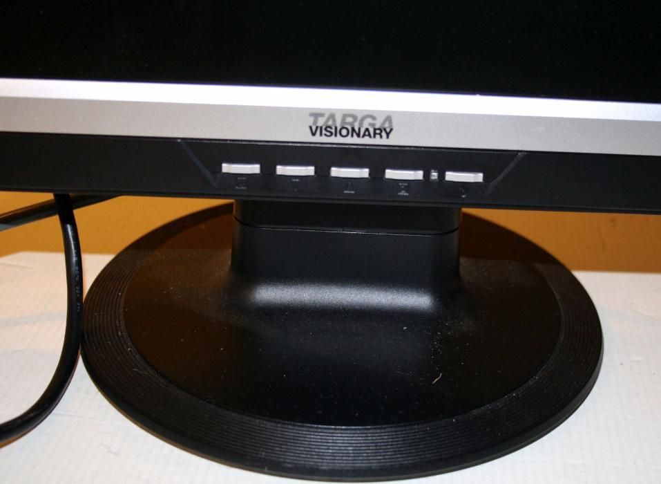 Targa Visionary LCD 19-3 Monitor64285996965377122